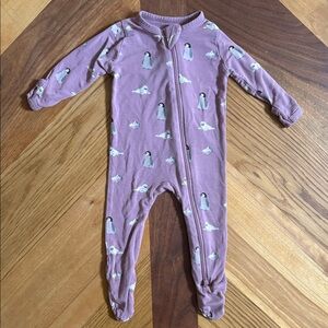 0-3 month Kyte BABY Purple Penguin Seal & Iceburg Print Bamboo Footie